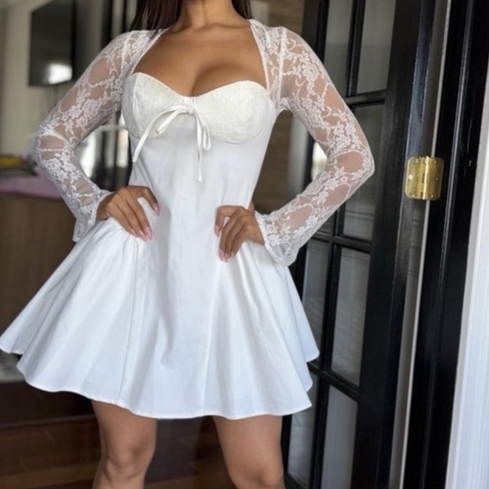 Elegant White Lace Women’s Dress